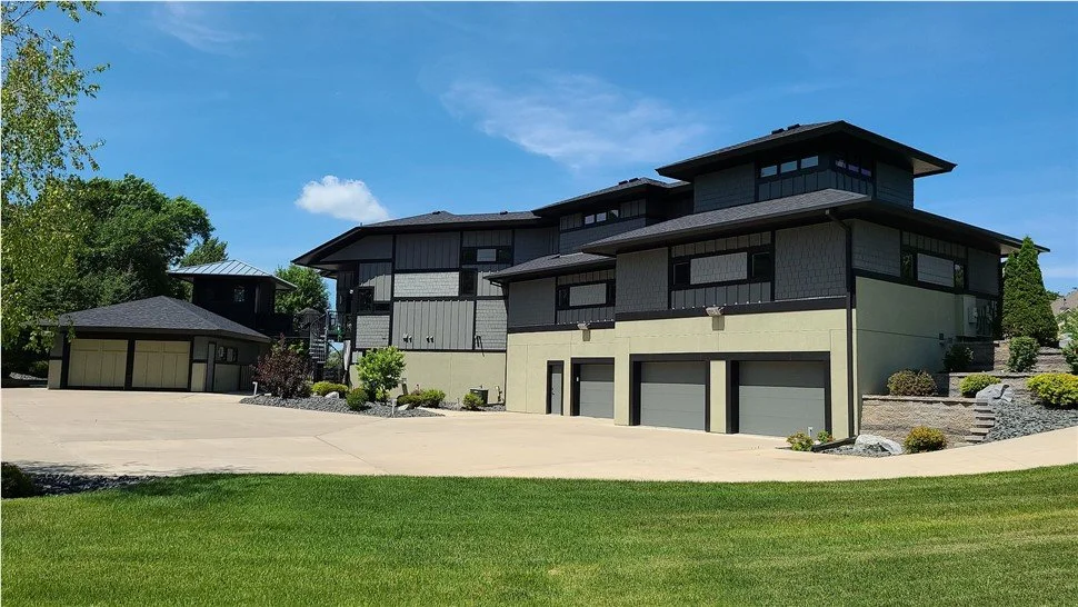 Roof Replacement – Burnsville, MN