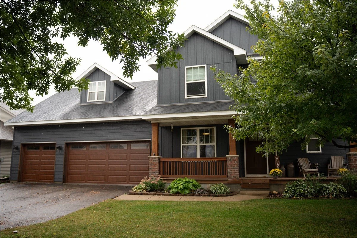 Roof Replacement and Retail Siding – Northfield, MN